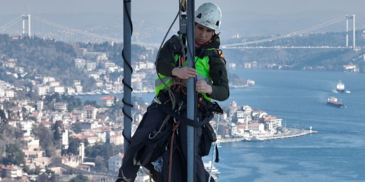 15 Temmuz Şehitler Köprüsü’ndeki onarım çalışması görüntülendi