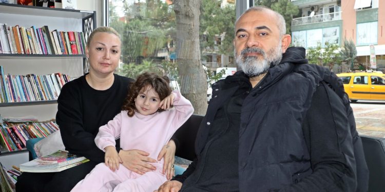 4 ay önce Antalya’dan Hatay’a taşındılar: Enkaz altından sağ çıkıp geri döndüler