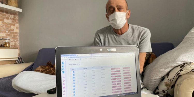 480 gün koronavirüs karantinasında kalan Muzaffer Kayasan, lösemiyle mücadele ediyor