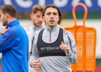 Abdülkadir Ömür, Avrupa’ya gitmeye hazırlanıyor