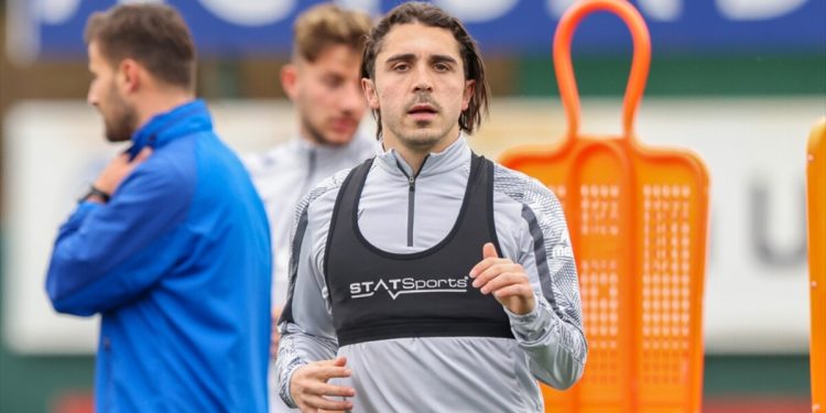 Abdülkadir Ömür, Avrupa’ya gitmeye hazırlanıyor