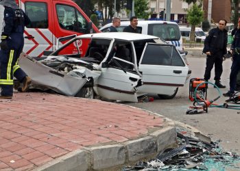 Antalya’da feci kaza! LPG yakıt tankı fırladı