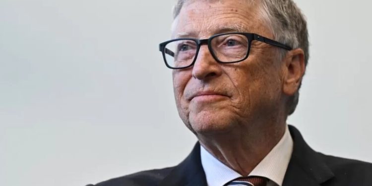 Bill Gates: Yapay zeka, son yıllardaki en önemli teknolojik gelişme
