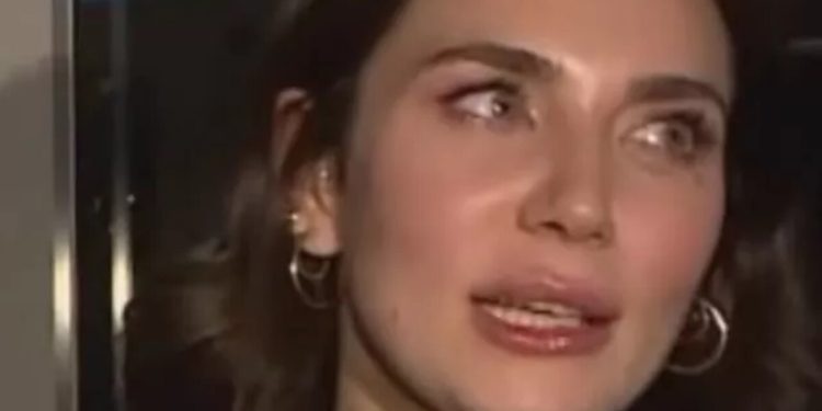 Buse Varol dudak dolgusu yaptırdı