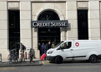 Credit Suisse’de sular durulmuyor