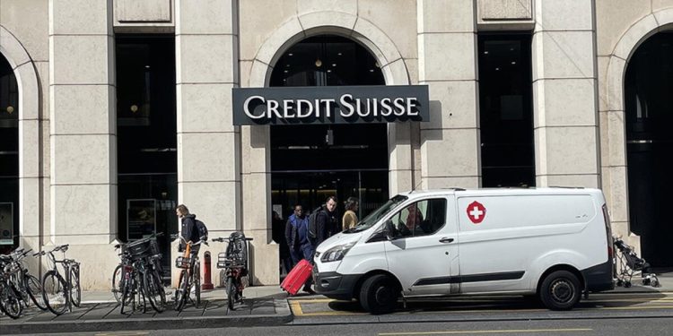 Credit Suisse’de sular durulmuyor