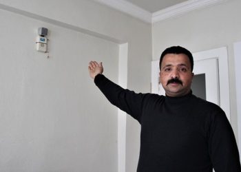 Diyarbakır’da deprem korkusuyla kapı zilinden sensör yaptı
