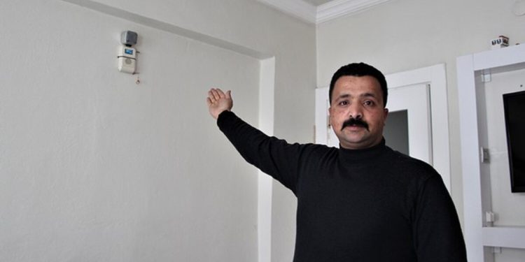 Diyarbakır’da deprem korkusuyla kapı zilinden sensör yaptı