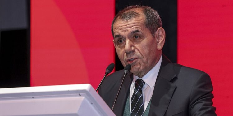 Dursun Özbek’ten büyük isyan: Bize penaltı vermeyip, Fenerbahçe’ye veriyorlar