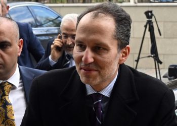 Fatih Erbakan’ın ittifak kararı muhaliflerin yüzünü güldürdü