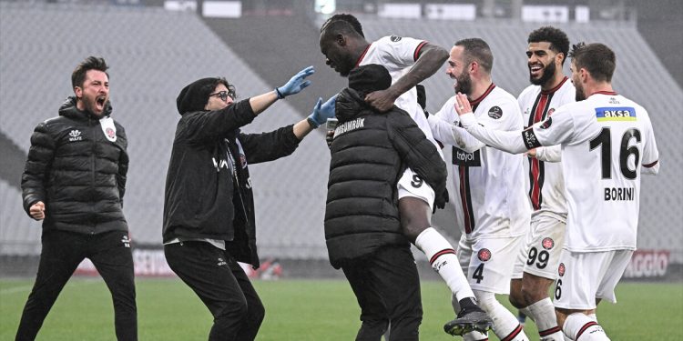 Fatih Karagümrük, serisine devam ediyor