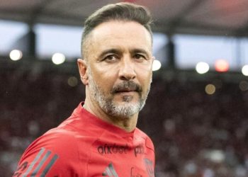 Flamengo tribünleri Vitor Pereira’a eşek diye bağırdı