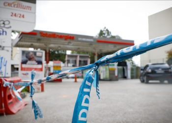 Fransa’da grevler: Akaryakıt istasyonlarının yüzde 13’ü hizmet veremiyor