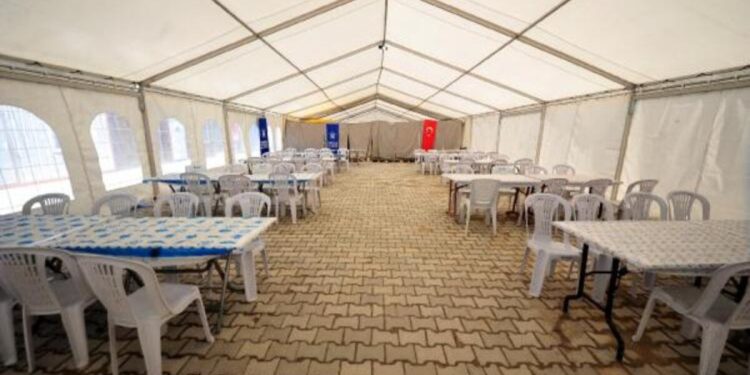 Hatay’da depremzedeler için ramazan hazırlığı yapıldı