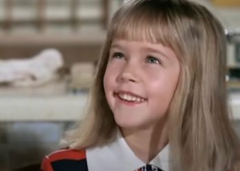 Hayatta kalan son karakter! Tatlı Cadı’nın minik Tabitha’sına bir bakın… “Kim der 58 yaşında”