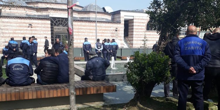 İBB’den Ramazan’da konser etkinliği! Üsküdar Belediyesi yer gösterdi, ekipler zabıtalara saldırdı