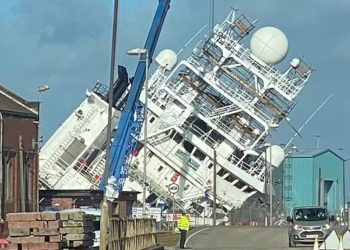 İskoçya’da Microsoft kurucularından Paul Allen’in yatı devrildi