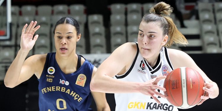 Kadınlar derbisinin galibi Fenerbahçe oldu