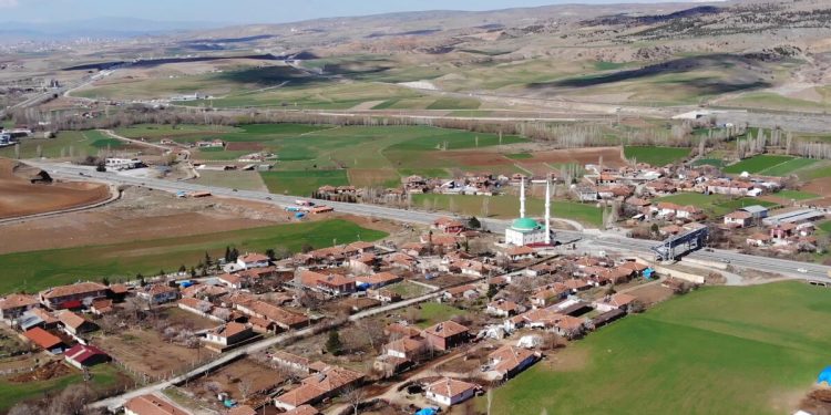 Kırıkkale’de yağışlar çiftçilerin yüzünü güldürdü