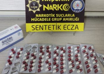 Konya’da genç kız kriz geçirdi! Üzerinden 78 adet uyuşturucu çıktı