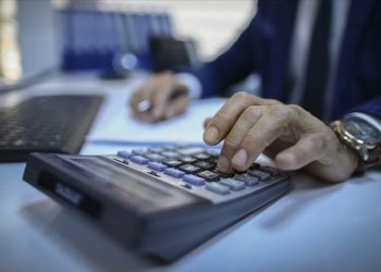 Kredi bakiyesi 5 milyon TL ve üzerinde olan şirketlerin döviz pozisyonları raporlanacak