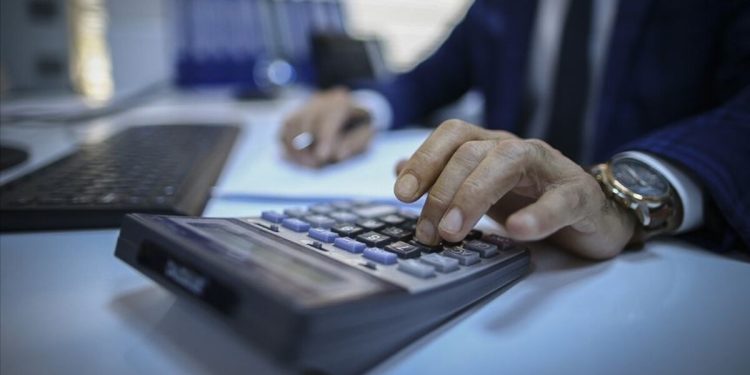 Kredi bakiyesi 5 milyon TL ve üzerinde olan şirketlerin döviz pozisyonları raporlanacak