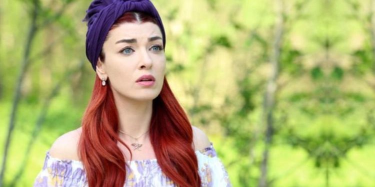 Kuzey Yıldızı İlk Aşk’ın Yıldız’ı tesettüre girdi! Gören güzelliğine hayran oldu: “Efsane olmuş”