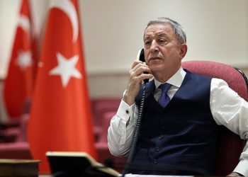 Milli Savunma Bakanı Hulusi Akar, Rus mevkidaşıyla görüştü