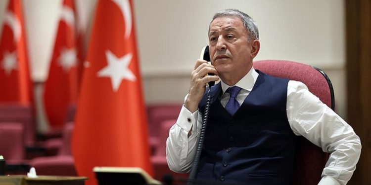 Milli Savunma Bakanı Hulusi Akar, Rus mevkidaşıyla görüştü