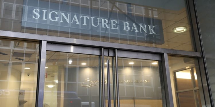 New York Community Bankası, Signature Bank’ı satın alıyor