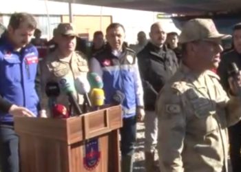 Şanlıurfa’da çalışma yapan askerler alkışlarla uğurlandı