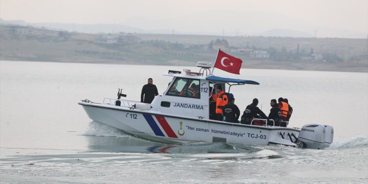 Şanlıurfa’da sel felaketinde 6’ncı gün! Sele kapılan tır sürücüsü aranmaya devam ediyor