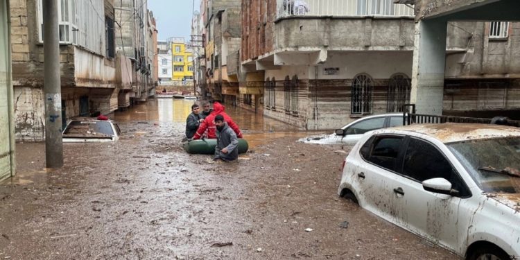 Şanlıurfa’nın 3 ilçesinde eğitime bir gün daha ara verildi