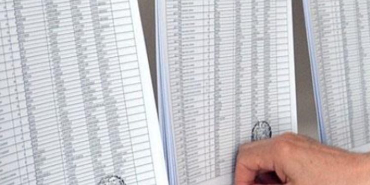 Seçmen listeleri Türkiye genelinde askıda