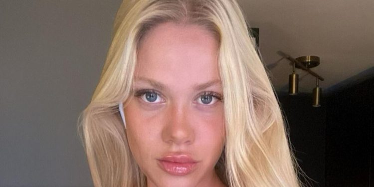 Serel Yereli, Berlin hükümetinin üstsüz yüzme kararını paylaştı