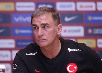 Stefan Kuntz’tan Salih Uçan sözleri: Beni arayıp özür diledi