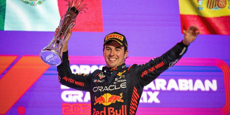 Suudi Arabistan’daki F1 yarışında zafer Red Bull’dan Sergio Perez’in oldu