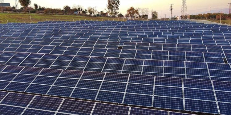 Türkiye’de üretilen elektriğin yüzde 5’i güneşten