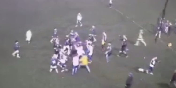 Üsküdar’da futbolcuların birbirine girdiği kavganın yeni görüntüleri