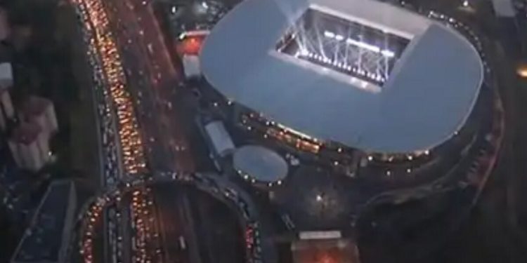 Beşiktaş, Galatasaray’a FETÖ göndermesi yaptı: Türkçe Olimpiyatları’nı paylaştılar