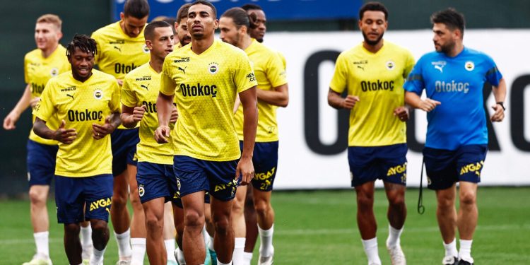 Fenerbahçe’nin Maribor maçı kamp kadrosu: Eksikler var
