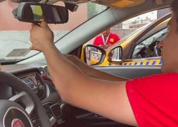 İstanbul’da minibüs ve taksilerde zamlı tarife uygulanmaya başlandı