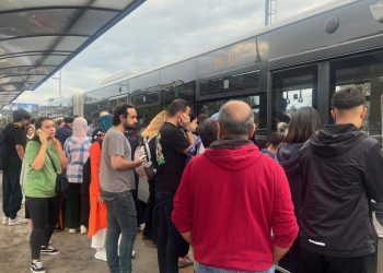 İstanbul’da ulaşıma zamlı tarifenin ilk günü: Nasıl dayanacağımızı biz de bilmiyoruz artık
