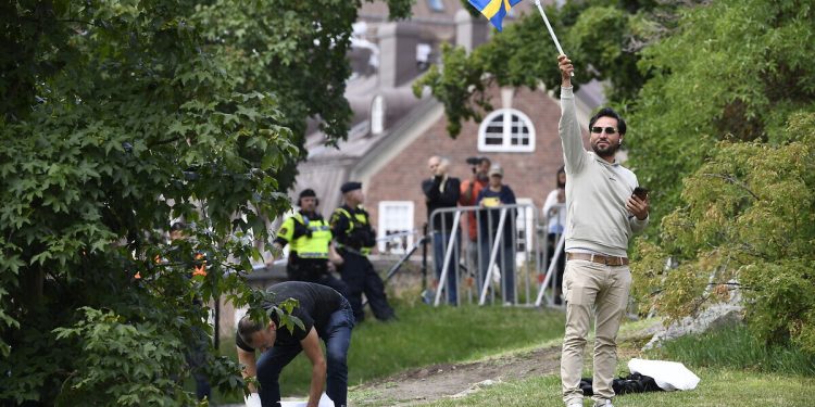 İsveç’ten Kur’an-ı Kerim provokasyonlarını engellemek için yeni adım