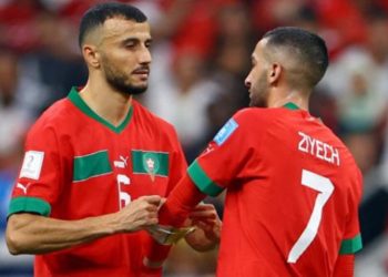 Romain Saiss’tan Hakim Ziyech paylaşımı