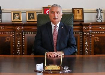 Trabzon’un yeni valisi Aziz Yıldırım oldu