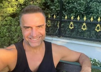 Yaş farkı gündem olmuştu! Berdan Mardini sevgilisiyle poz verdi sosyal medya yıkıldı!..