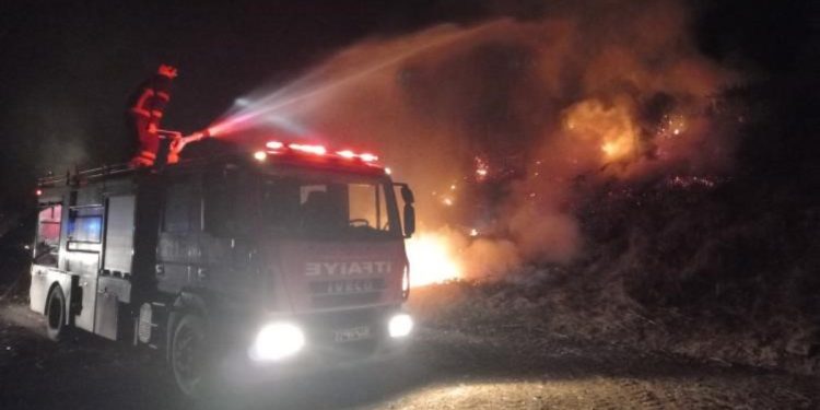 Edirne’de yangın demiryoluna sıçradı: Uluslararası lojistik tren seferi durdu