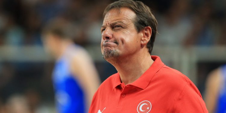 Ergin Ataman’dan Erdem Can’a eleştiri: Obradovic’in elini öpmesi beni kırdı