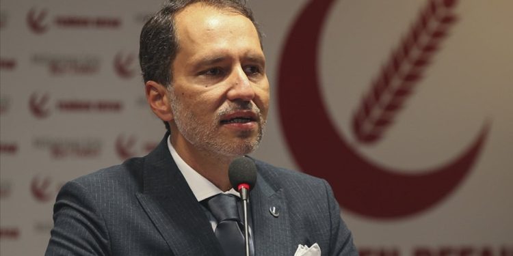 Fatih Erbakan’dan İslam dünyasına: Erbakan hocamız gibi kararlı ve cesur olun